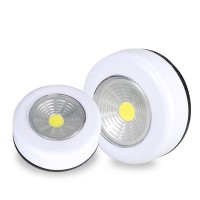 Переносний яскравий  LED світильник Push Light на батарейках AAA